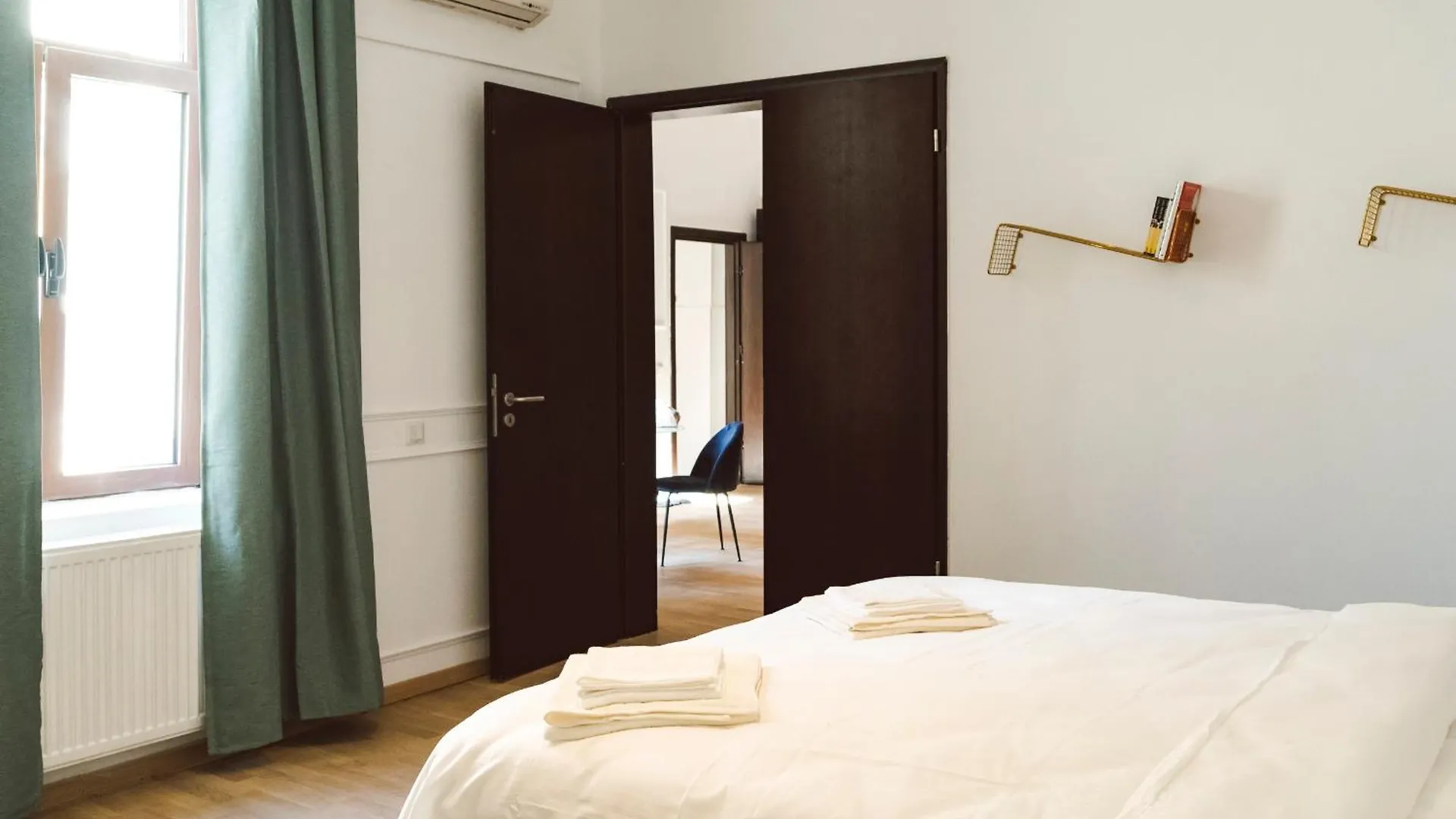 Gala Apartment Athenaeum - Amazing Architecture Bucarest