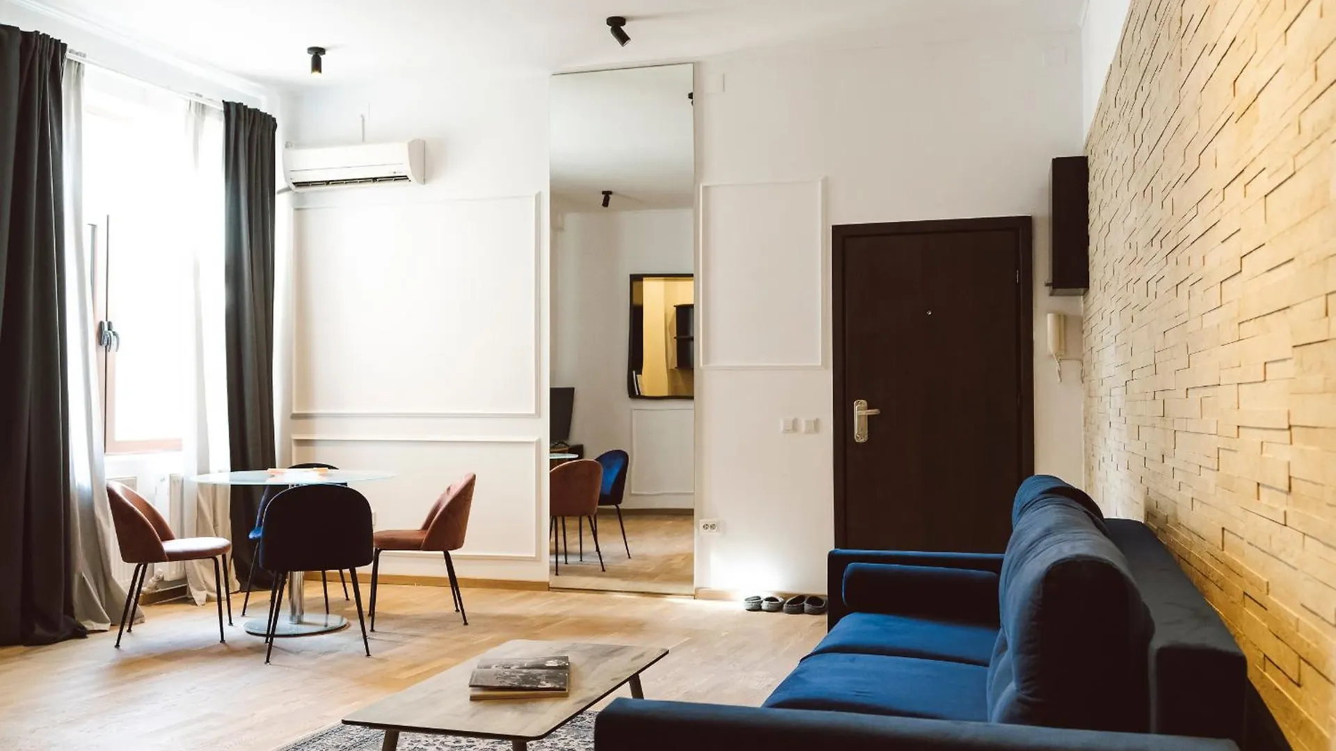 Gala Apartment Athenaeum - Amazing Architecture Bucarest